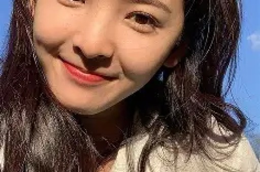 美顶流纯神演穿普拉达的女王2被删光！秀身体黑历史太多