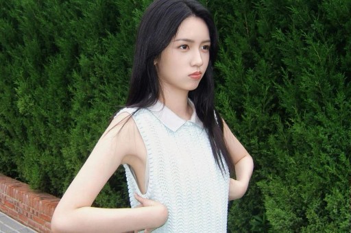 “假洋牌”售后无门带货女演员张静初面临47人集体诉讼